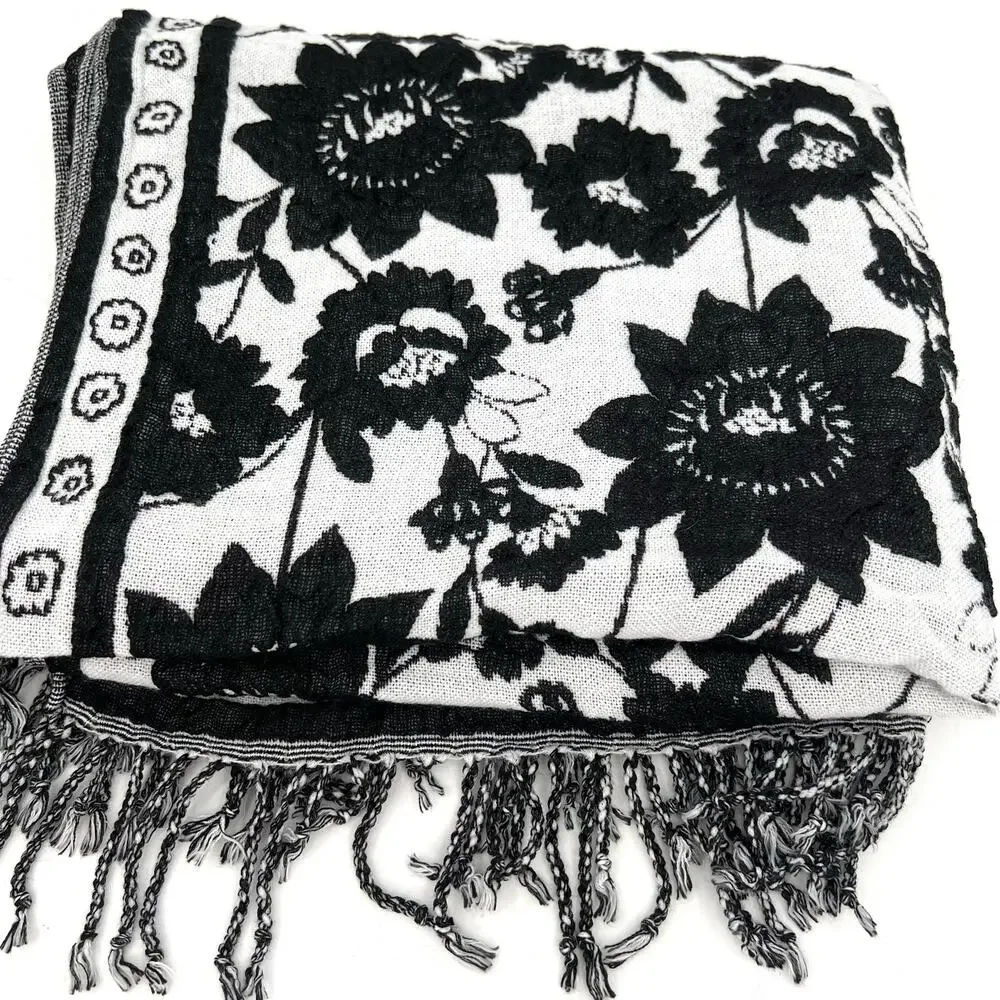 Chico’s women’s floral cozy reversible wrap shawl scarf
